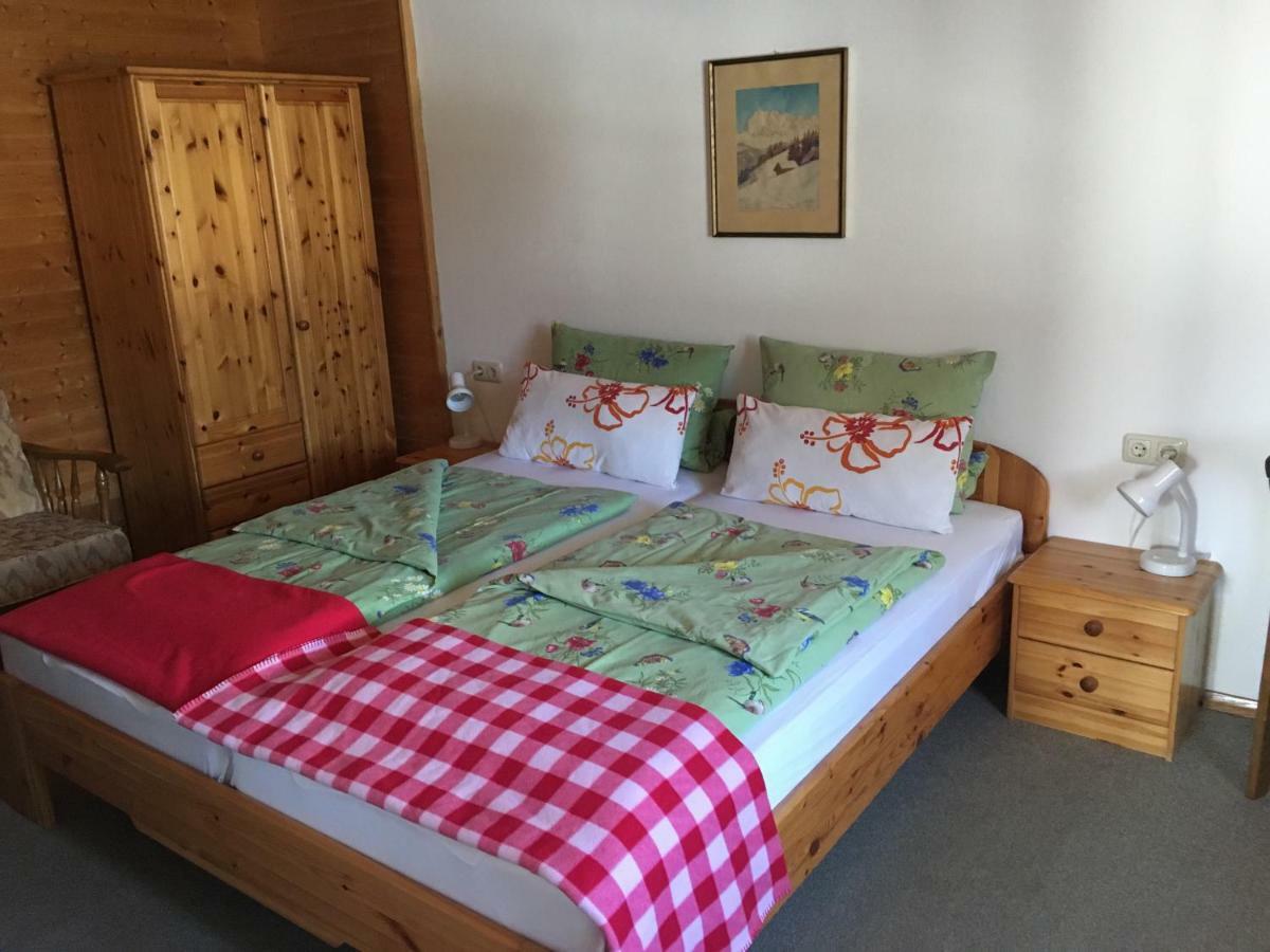 Zum Bergbauer Apartment Mittenwald Luaran gambar